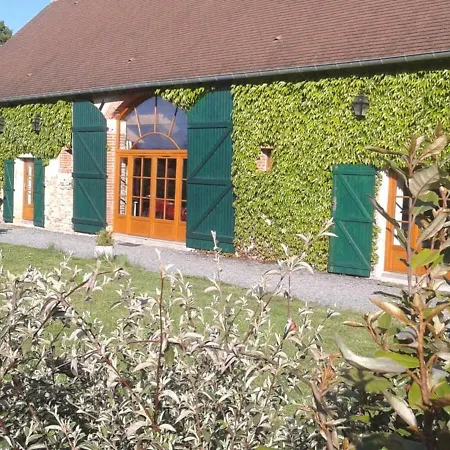 Vaux , 4 Pièces, 8 Personnes - Fr-1-489-6 Vaux (Allier)